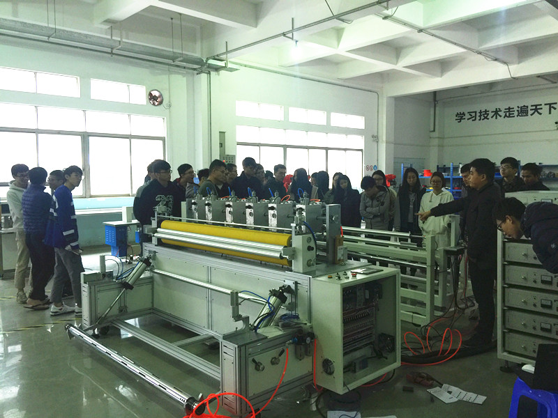 微信图片_20181214110256_副本.jpg